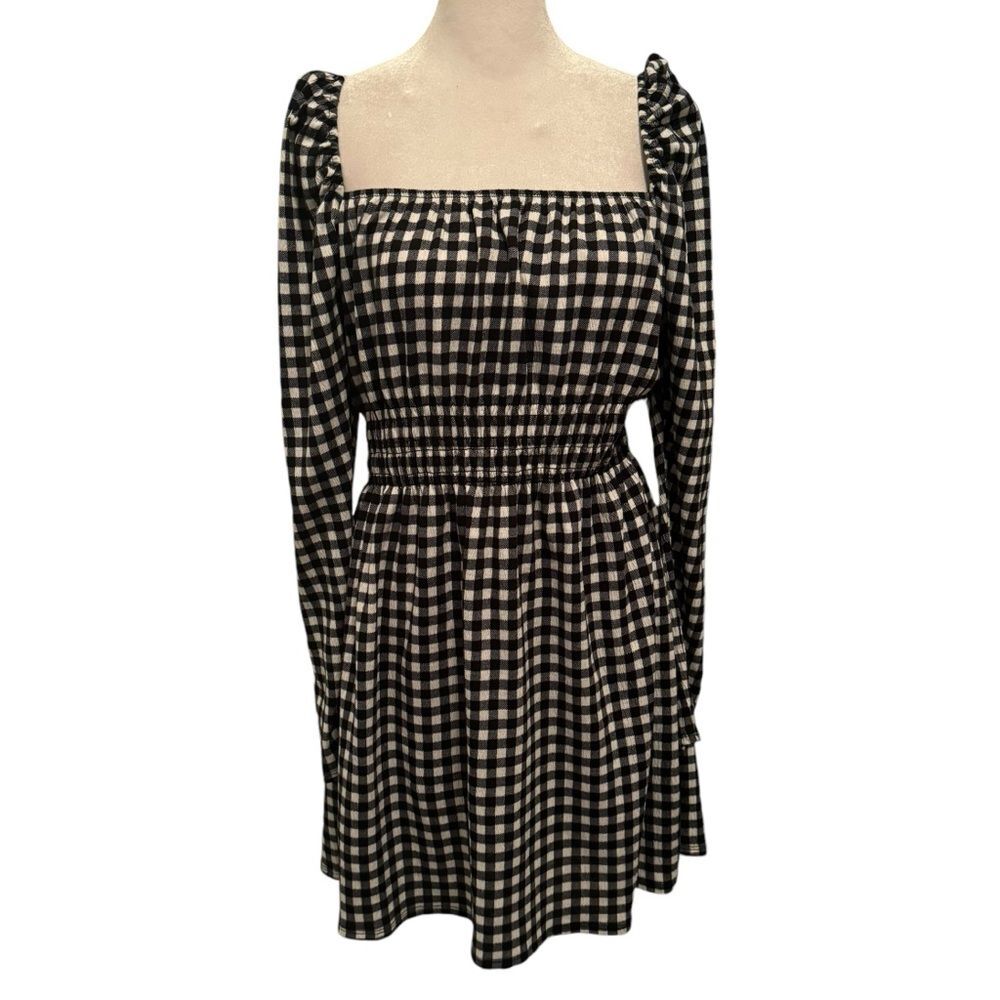 Puffy  long sleeve black and white gingham dress from h&m size medium whimsygoth